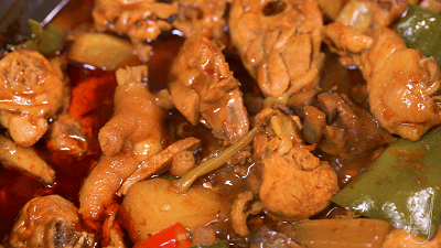 确认过眼神,是曾志伟的鸡煲店!