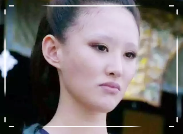 花千骨:有种"反差"叫绿鞘,当初嫌她不好看,画上眉毛后