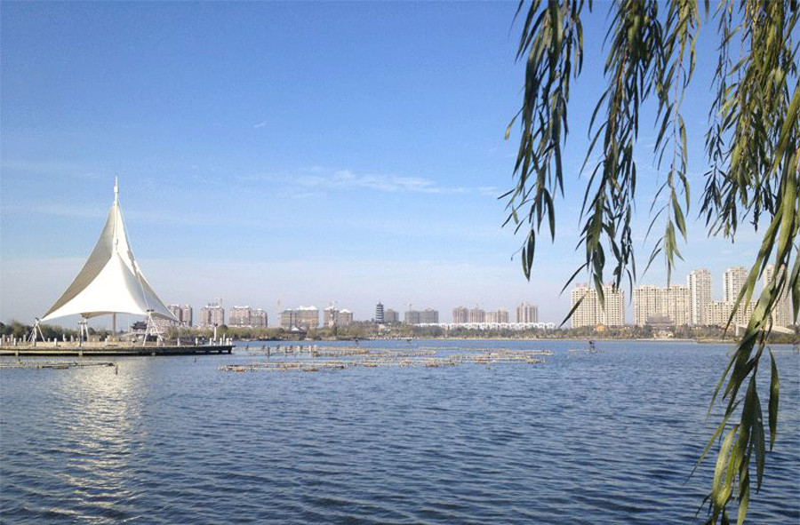 安徽芜湖市一个县,县和市同名,县城建成区面积达30平方公里