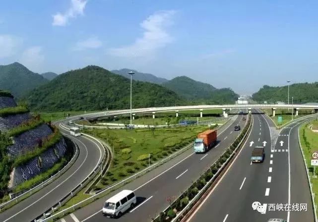 全年完成投资110亿元,居全省第一; 方城至西峡高速公路等3条新谋划