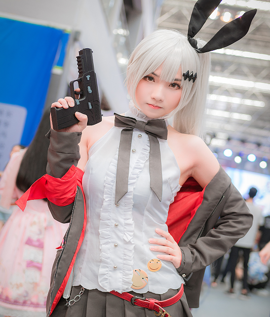 cosplay《少女前线》人物,清纯冷艳的小姐姐