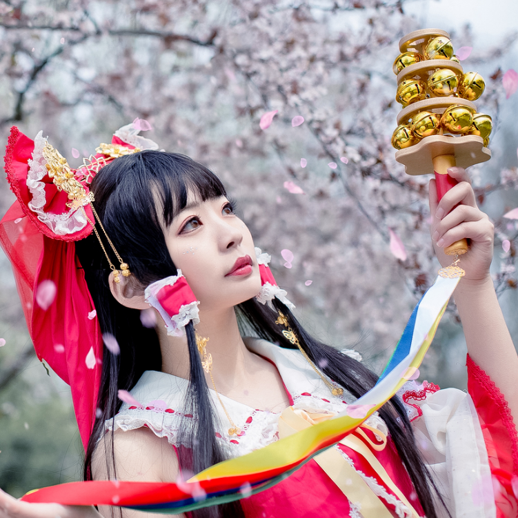东方project神社的巫女cos,美少女清雅灵秀,唯美动人