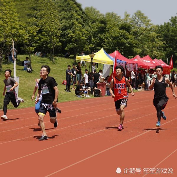 初中跑800米就"气喘如牛"?体育生说出原因,八成学生已