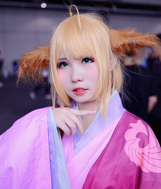 动漫《狐妖小红娘》cosplay,俏皮可爱的美少女