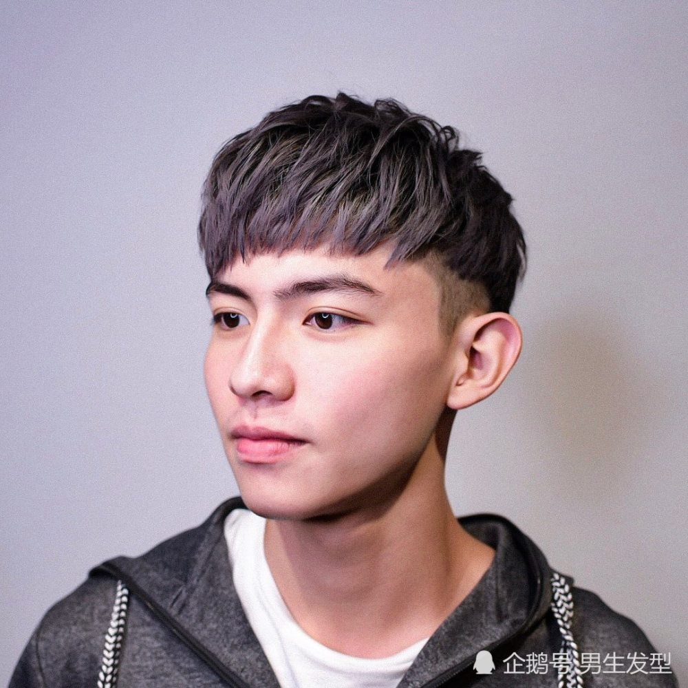 男生还在剪"寸头"?这3款发型帅气又时髦,再不剪就out了