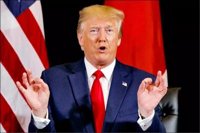 美国总统特朗普的演讲手势丰富,或许也跟他当过真人秀主持人有关系