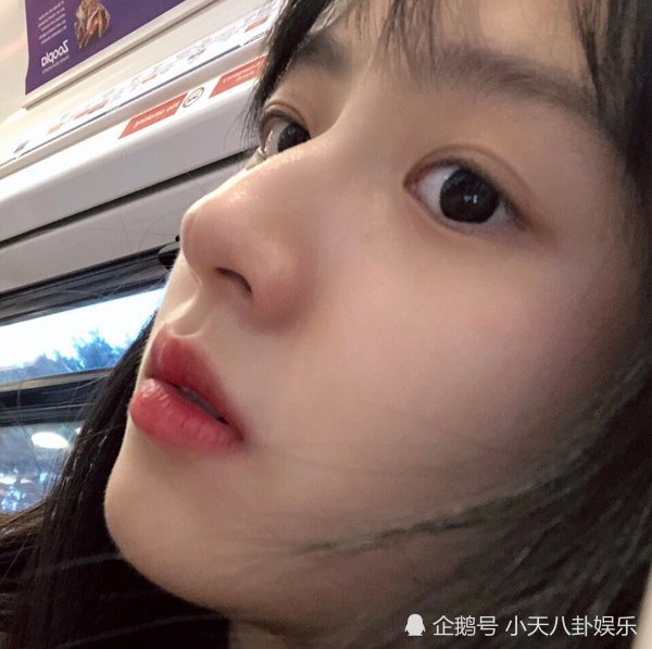 女孩子经常做这"3动作",鼻子会越来越好看,难怪都是"校花脸"