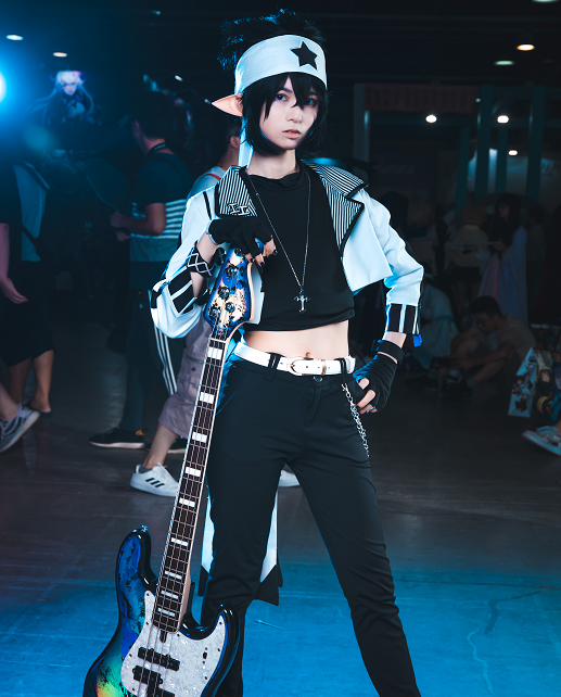 动漫《凹凸世界》雷狮cosplay,小哥哥用心呈现雷狮的魅力