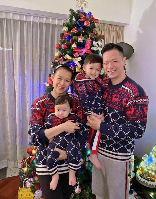 胡杏儿结婚4周年,暂时收获不错,李承德感谢老婆了他一