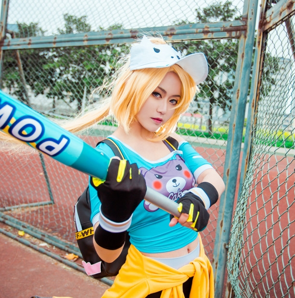 王者荣耀花木兰cosplay,秀丽端庄绝色盖世