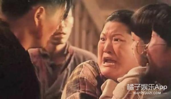 曾是周星驰电影黄金配角,一生坚守处女身,63岁