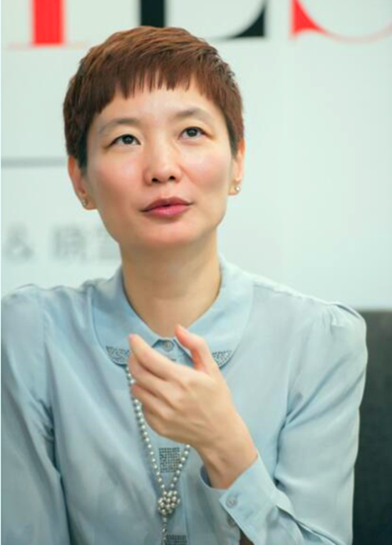 揭秘49岁elle主编晓雪两次离职内幕?13年前赔陈凯歌前妻洪晃百万