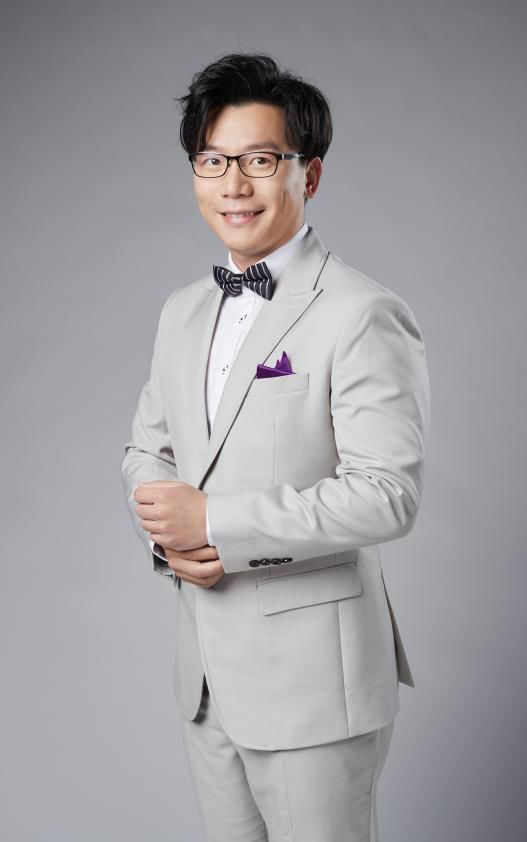 陈铭:"如果有一个舞台能站在宇宙中心呼唤爱,那只能是