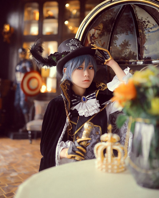 cosplay动漫《黑执事》夏尔,优雅迷人的小姐姐