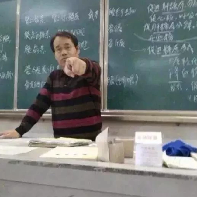 被老师"点名答题"不会时,3句话脱口而出,老师反而会更