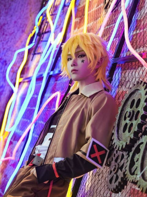 cosplay《凹凸世界》嘉德罗斯,帅气迷人的金发少女