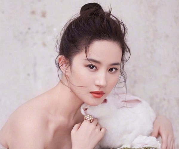 外国人眼中"最美"的4位女星,气质与颜值并存,有你眼熟