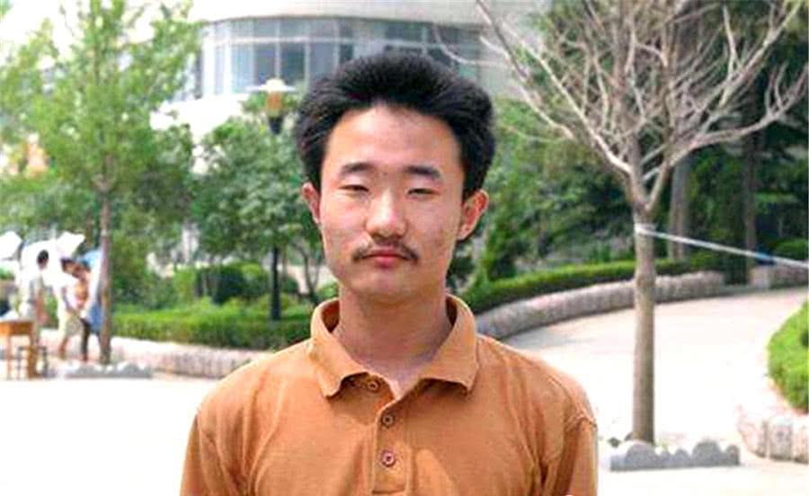他被称"高考神人",749分进清华记录无人能破,现状让人