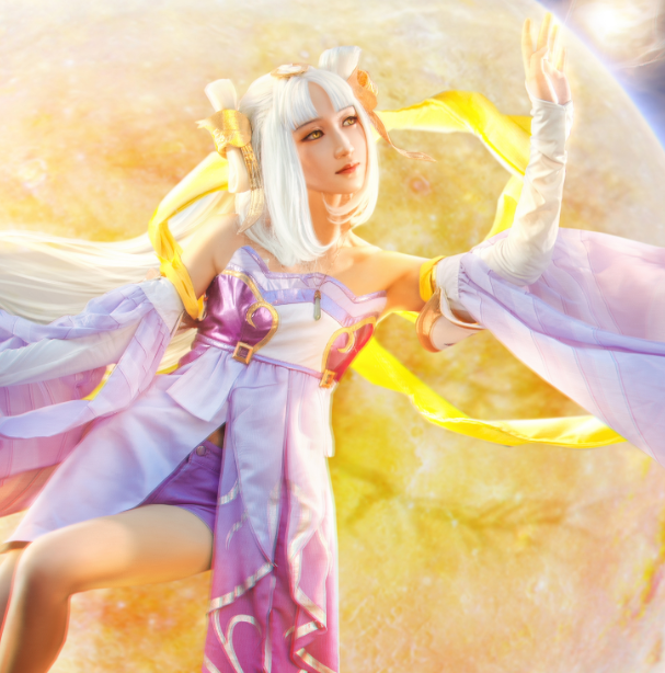 王者cosplay的专属头像,乔巴情侣头像一左一右 王者荣耀嫦娥cosplay,气质绝佳仪态万方