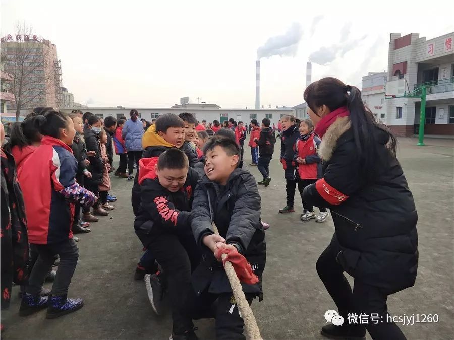 龙门镇下峪口桃园幼儿园 新年的钟声即将敲响,让我们满怀信心和期待