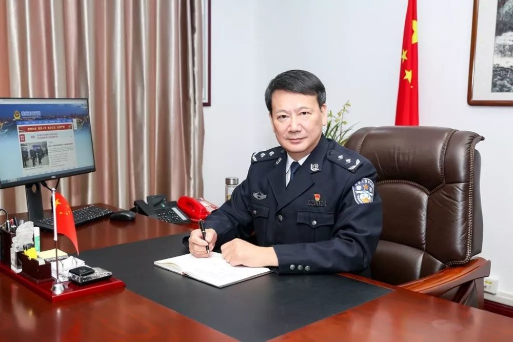 副市长,市公安局党委书记,局长 陈金观