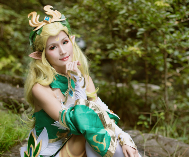 王者cosplay王昭君美腿,cosplay妲己热情桑巴 cosplay《王者荣耀》王昭君,小姐姐气质柔美,优雅长发