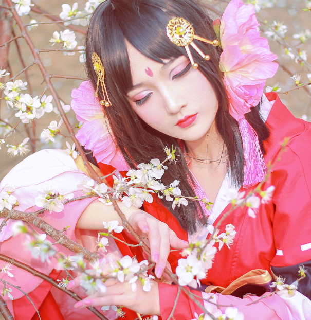 阴阳师樱花妖cosplay,仙姿玉色气质绝佳