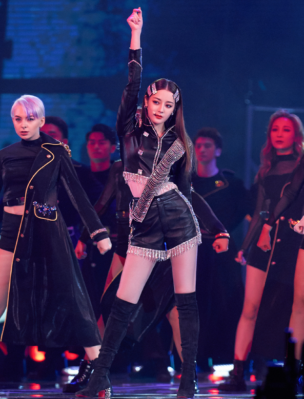 颜值高演技好,还能唱会跳,真不知道还有什么是漂亮姐姐不会的?