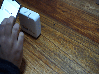 海鸟贴纸打印机在外观设计上追求极度简约,230g的轻巧给了极大的便携