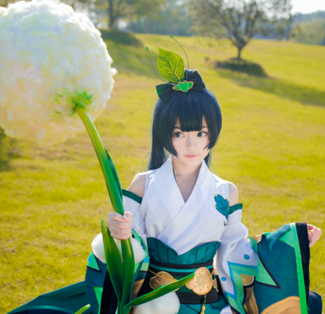 阴阳师:萤草cosplay,眉目如画,甜美可爱的小姐姐