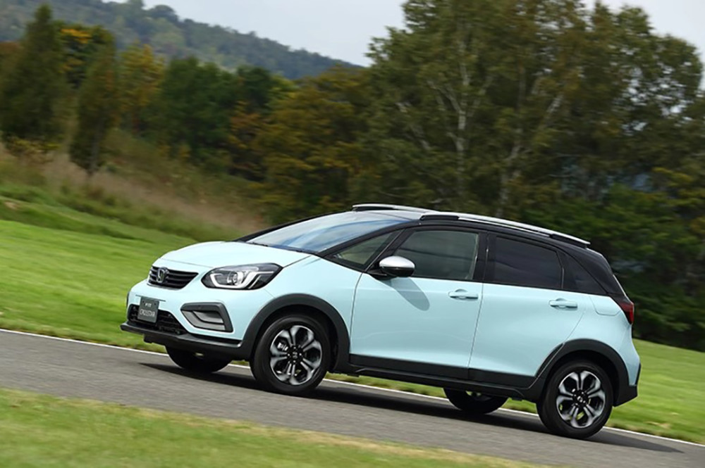 刚刚试完全新飞度的老司机感慨:最强飞度来了!-天天