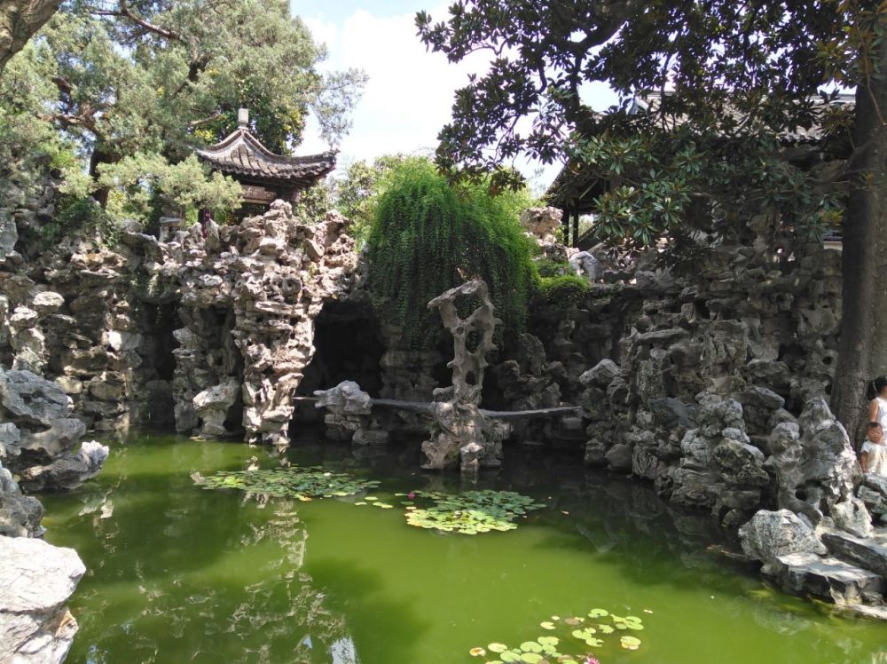 扬州古迹:中国四大名园之一个园