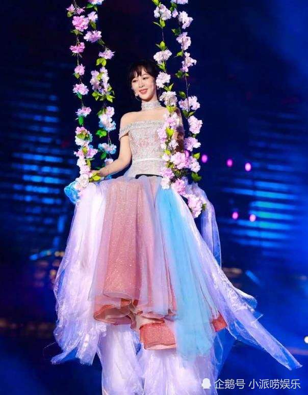 湖南卫视跨年晚会,杨紫惊艳献唱却陷入"假唱"热搜?