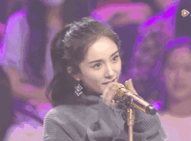 为什么我们还是那么爱看女明星们的