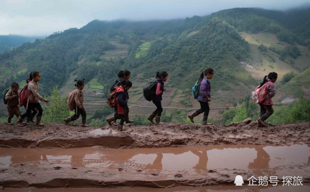 6岁孩子走6万步山路上学,在云南昭通太正常了!