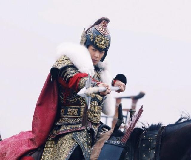 《霍去病》官宣,本以为张若昀够帅气了,看到男二男三令人心动