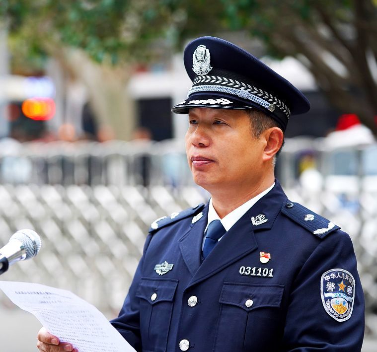 警察在,平安在!武昌公安重温入警誓词,开启2020新征程