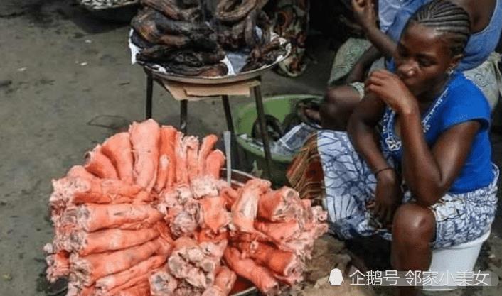 表姐远嫁非洲后,把当地的"美食"发朋友圈,全家看完后都"飞"过去了!