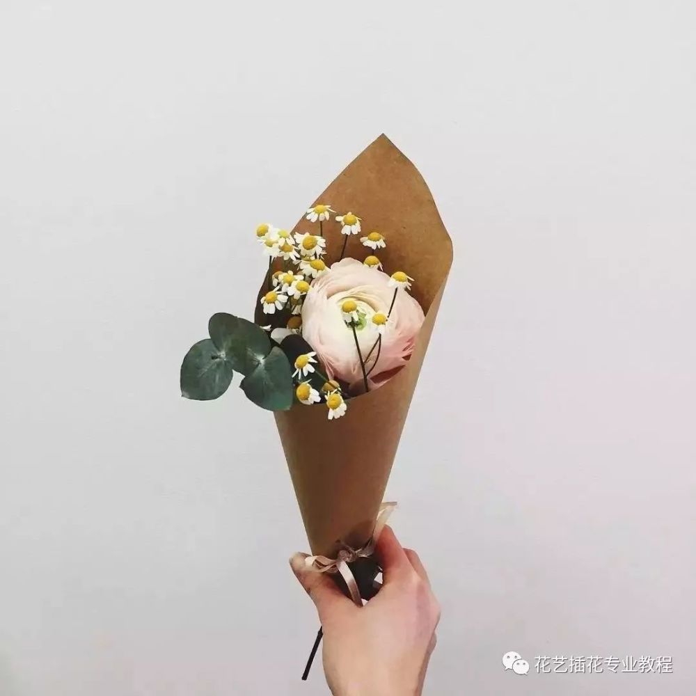 花束包装,包花教程,花艺培训,花艺教程,插花教学