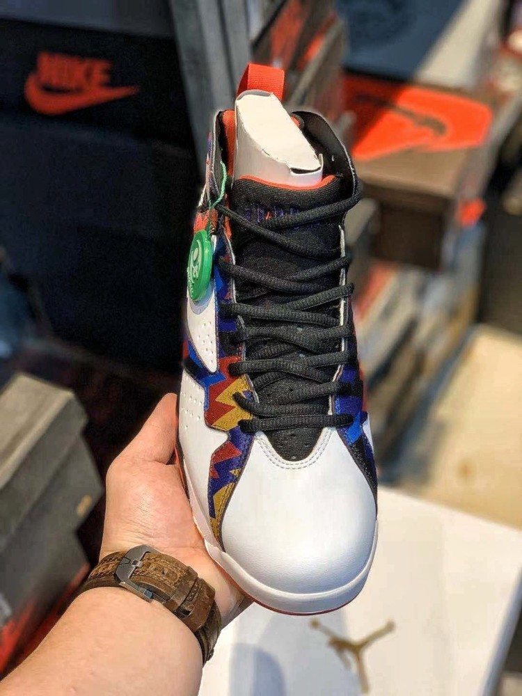 aj7 sweater