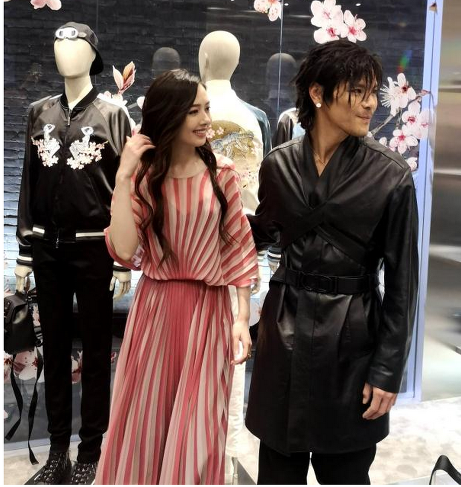 向佐参加朋友派对竟没带郭碧婷 引发网友质疑:女方怀孕了?