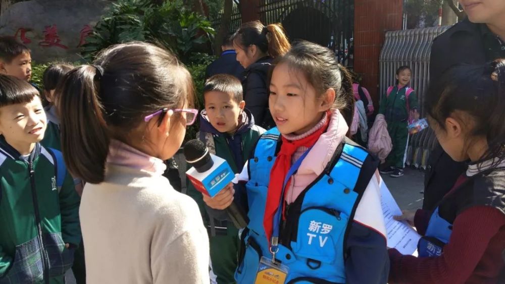 "新罗tv精英小记者"东山小学李佳聪作品《我是光荣的小记者》
