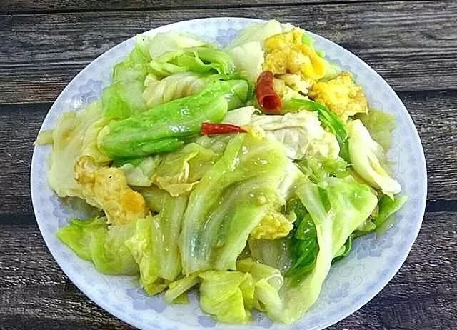 【圆白菜炒鸡蛋】