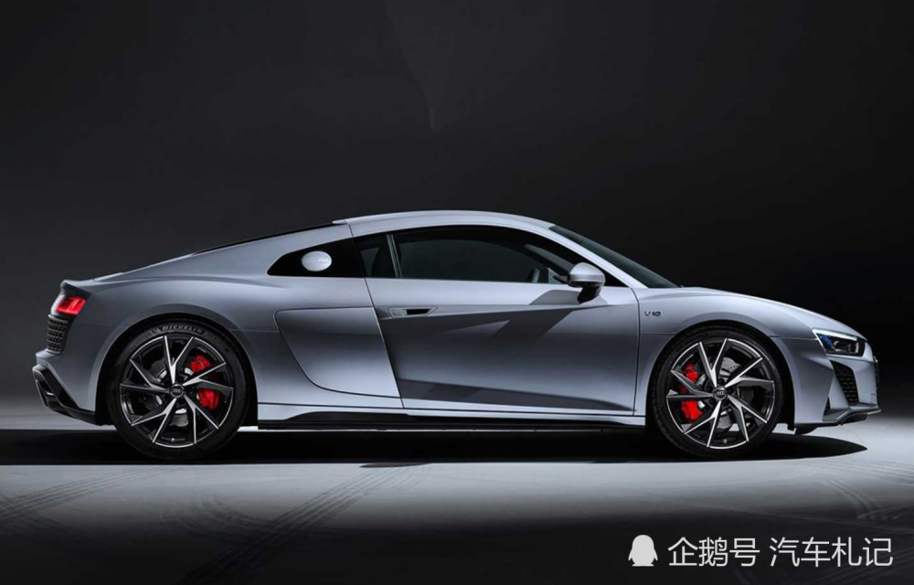 2020款奥迪r8实拍,5.2l v10,没有中控屏你买不?