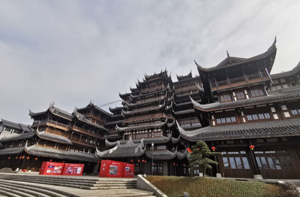 遵义人的"夜生活"真的来了!这个地方将成网红打卡地