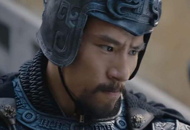 曹丕,曹植争王位时,曹彰作为手握兵权的大将军,为何不