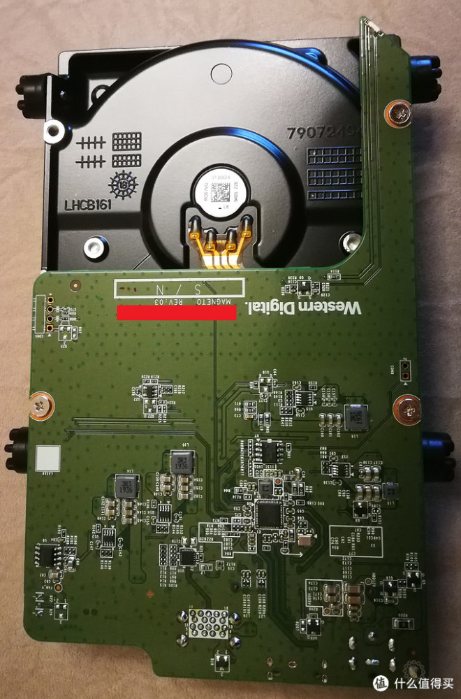 在此感谢@laoshansanren 这位值友对西数my book/elements 10tb硬盘