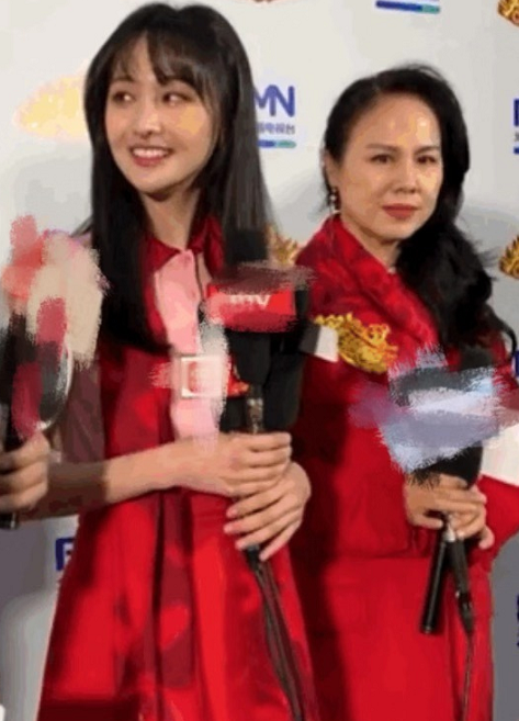 郑爽爸爸,郑爽妈妈,郑爽,郑爽少女,郑爽张恒