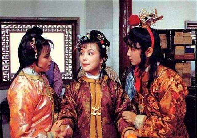 金麒麟,宝钗因它吃醋,黛玉因它当众讥讽宝钗,或与史湘云有关
