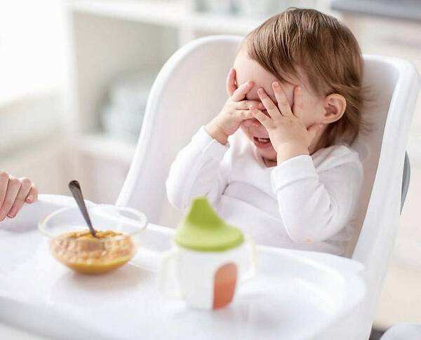 几种行为可能导致宝宝厌食!中了的父母,要及时改正
